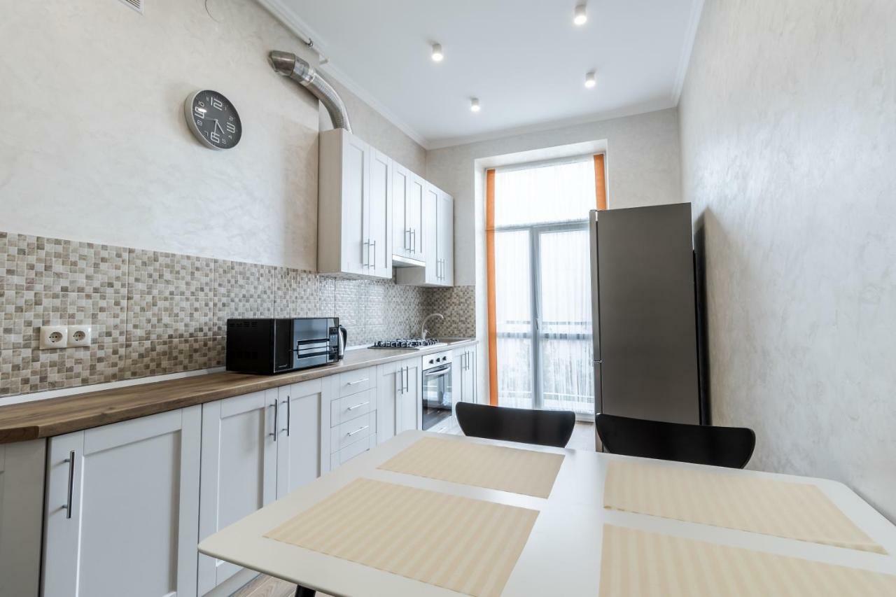 Inshiapartments On Liberty Avenue 2 Lviv Ngoại thất bức ảnh