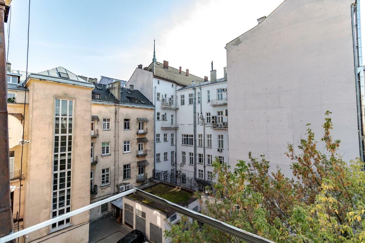 Inshiapartments On Liberty Avenue 2 Lviv Ngoại thất bức ảnh