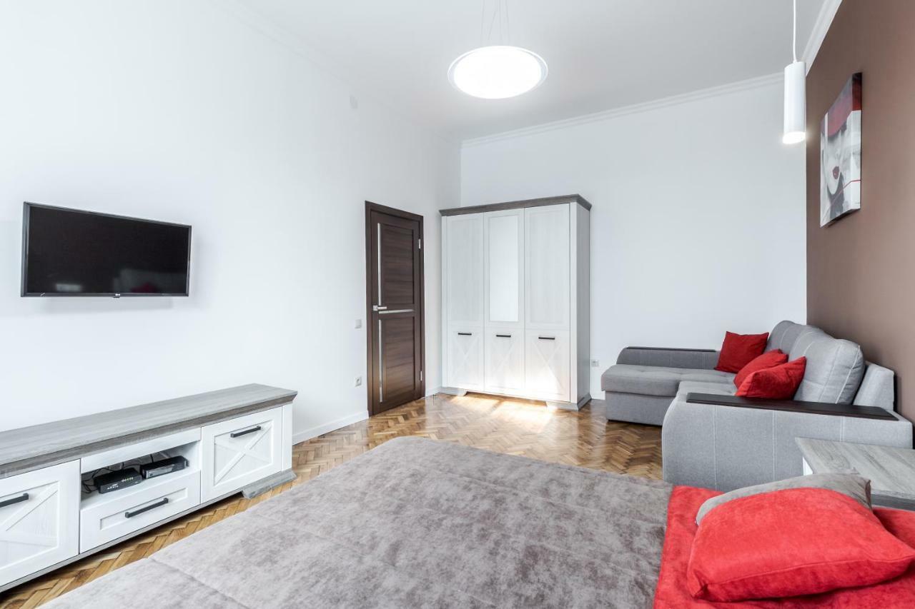 Inshiapartments On Liberty Avenue 2 Lviv Ngoại thất bức ảnh